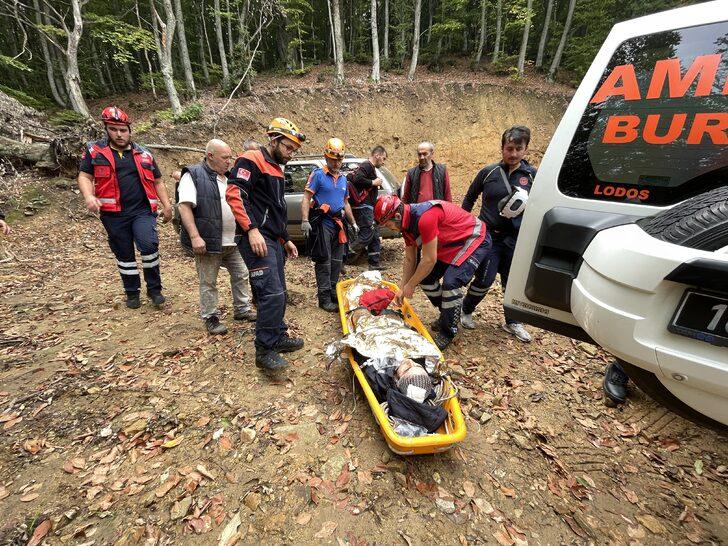 Bursa'da ağaçtan düşünce ormanda mahsur kalan kişi kurtarıldı G5