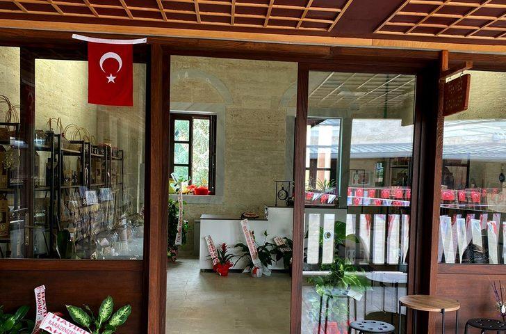 Ziraat teknikeri, devlet desteğiyle Kırşehir pekmezinin üretimine katkı sağlıyor G5