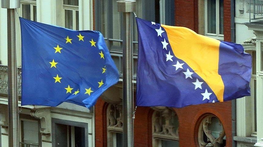 Son dakika: Avrupa Birliği'ne bir adım daha yaklaştı! Bosna Hersek'e "aday ülke" statüsü hamlesi