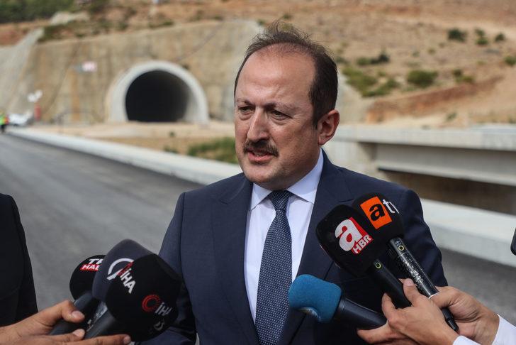 Akdeniz Sahil Yolu'nda bu yıl 3 tünel ve 1 viyadük açılacak G3