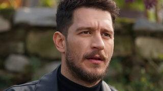 Uraz Kaygılaroğlu siyah ojesiyle tartışma yarattı! Beğenen de var eleştiren de... 