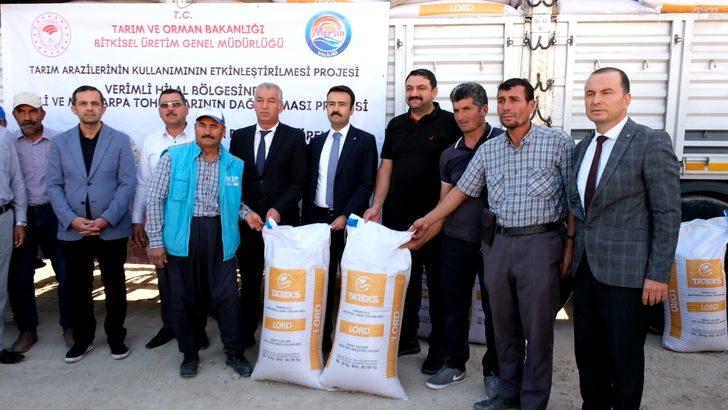 Mersin'de çiftçilere 43 ton yerli ve milli arpa tohumu dağıtımına başlandı G4