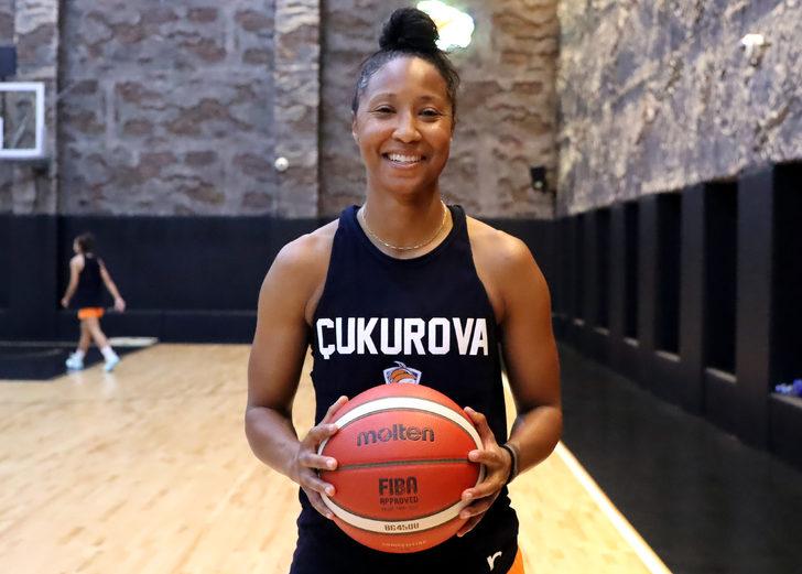 ÇBK Mersin Yenişehir Belediyesi'nin yeni transferi January takıma katıldı G5