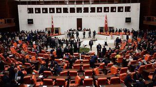 Dezenformasyon yasası nedir? 'Dezenformasyonla mücadele düzenlemesi' TBMM'de kabul edildi!