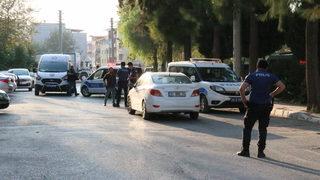 İzmir'de silahlı saldırıya uğrayan kişi ağır yaralandı