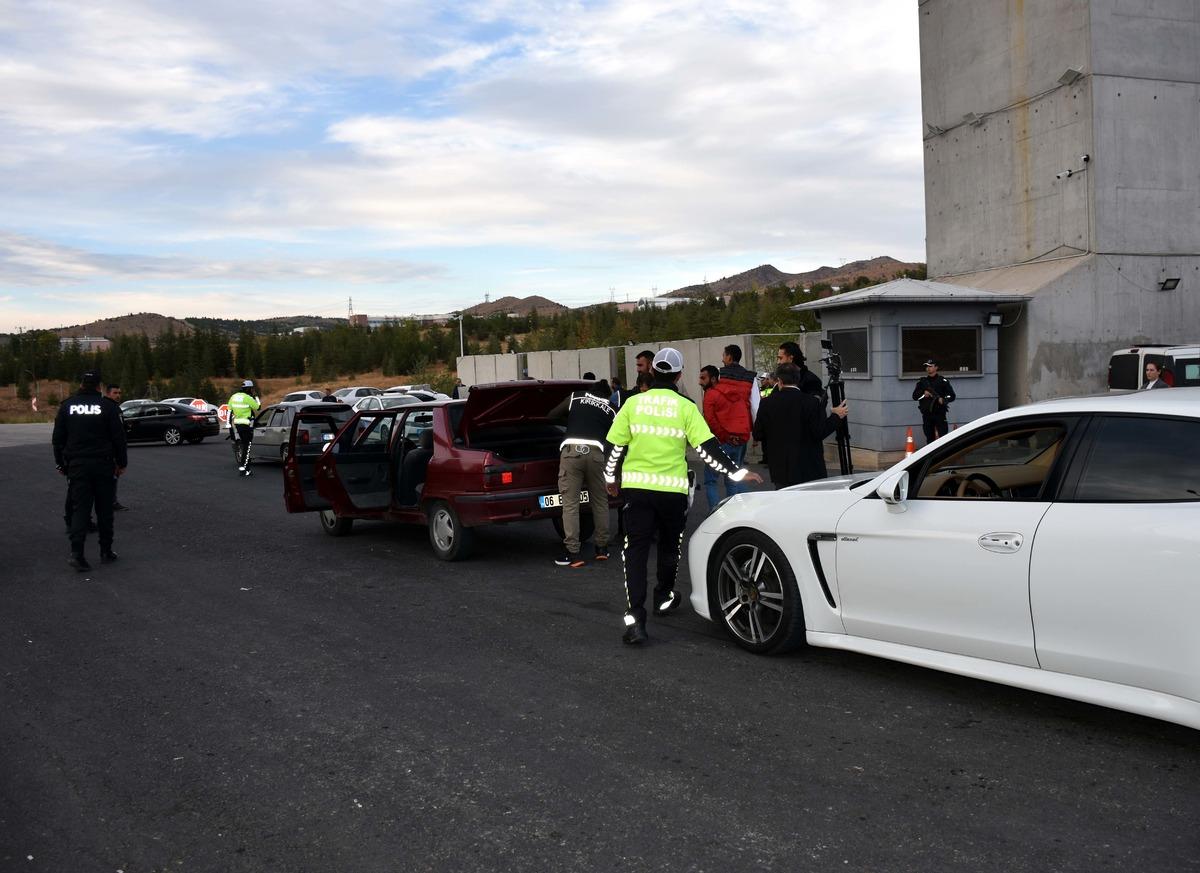 Kırıkkale'de, 9 ayda 1 milyon 230 bin kişi ve 161 bin ara&ccedil; incelendi