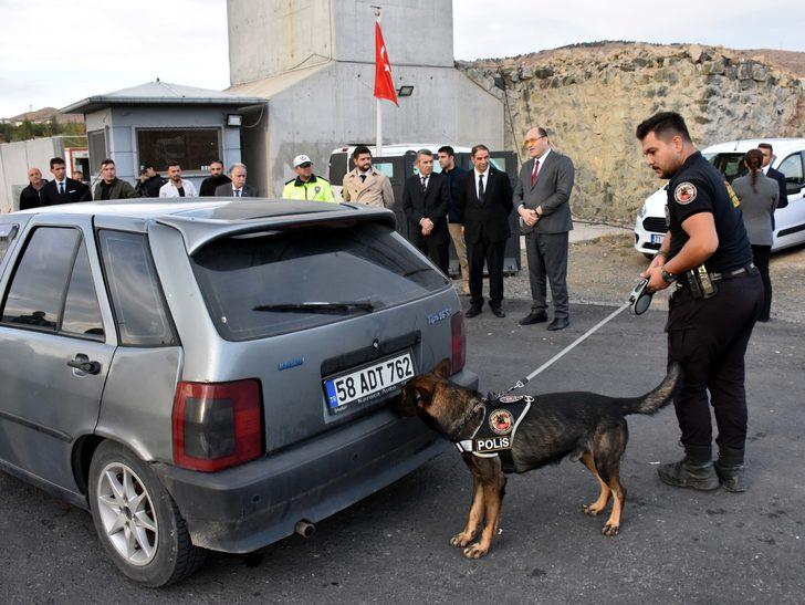 Kırıkkale'de, 9 ayda 1 milyon 230 bin kişi ve 161 bin araç incelendi G2