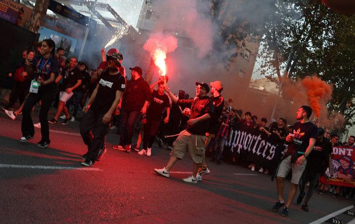 Hakan Çalhanoğlu, Barcelona'nın ayarlarıyla oynadı! İnanılmaz maçta 3-3'lük beraberlik çıktı, Lewandowski her şeyi yaptı... G1