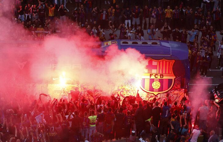 Hakan Çalhanoğlu, Barcelona'nın ayarlarıyla oynadı! İnanılmaz maçta 3-3'lük beraberlik çıktı, Lewandowski her şeyi yaptı... G3