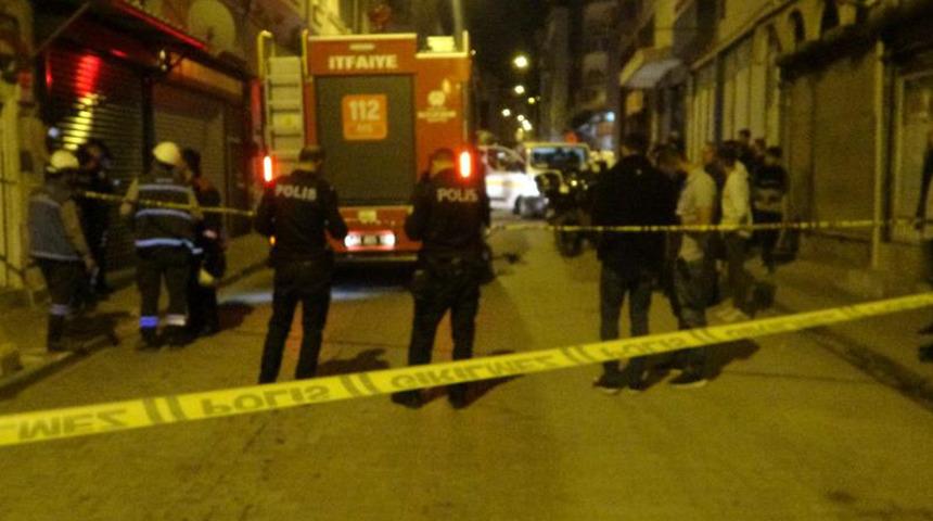 Yaşlı adam sigara içmek istedi! Mahalle felaketin kıyısından döndü