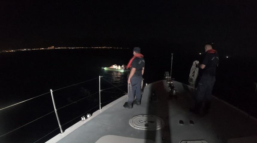 Aydın açıklarında 28 düzensiz göçmen yakalandı