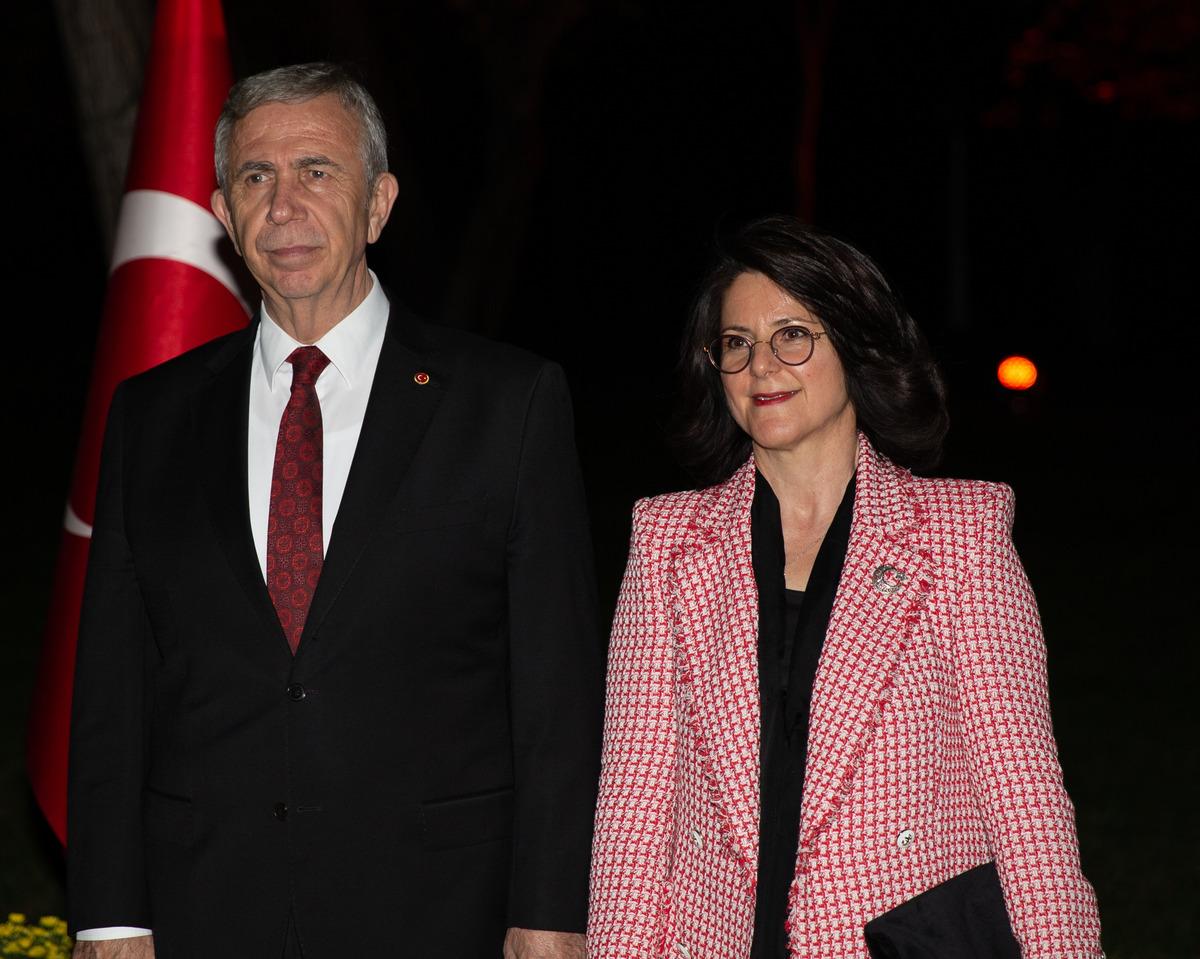 Ankara'nın başkent oluşunun 99. yıl d&ouml;n&uuml;m&uuml; dolayısıyla resepsiyon d&uuml;zenlendi