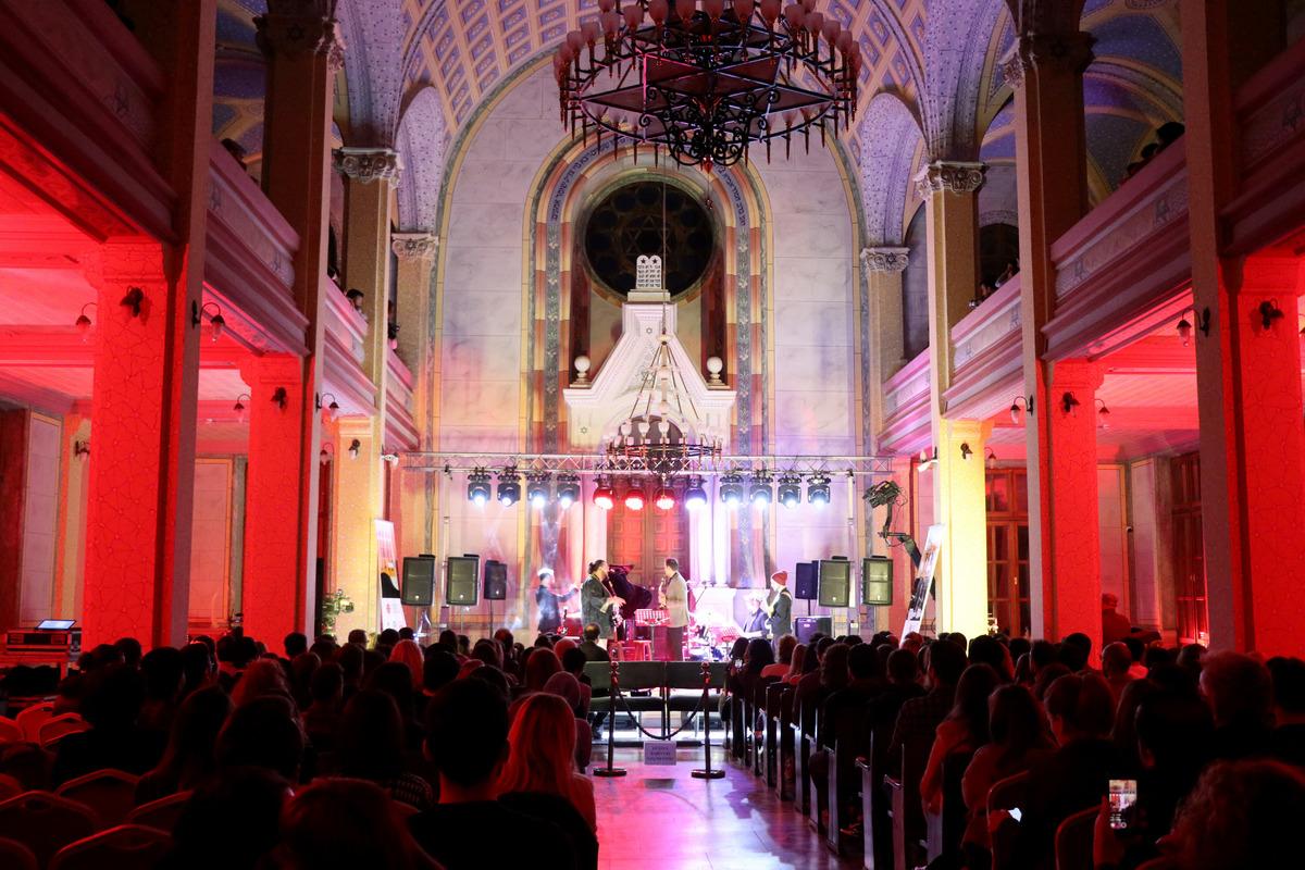 Uluslararası Trakya Caz Festivali, Şallıel kardeşlerin konseri ile devam etti