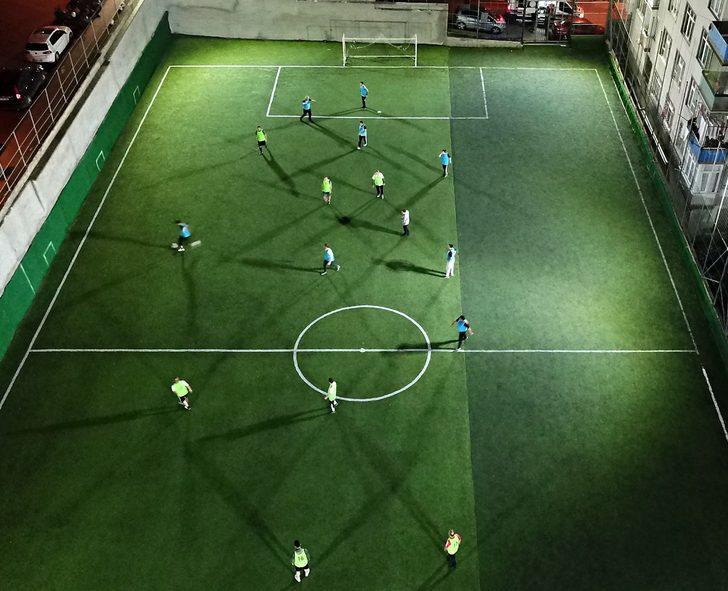 Sinop Valisi gençlerin halı saha maçı teklifini kırmadı G2