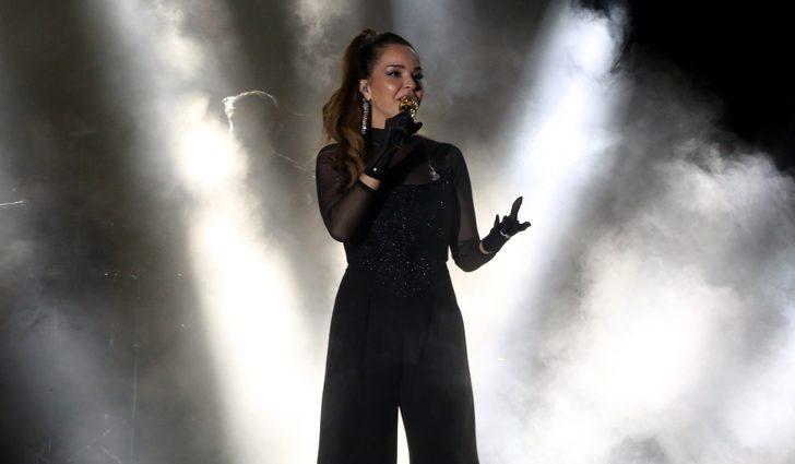 Şarkıcı Bengü Kahramanmaraş'ta konser verdi G4