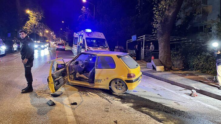 Bursa'da aracıyla ağaca çarpan sürücü yaralandı G1