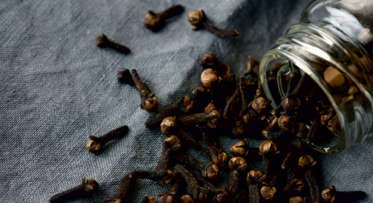 Tüketimine dikkat! Fazla miktarda yemek cinsel hayatınızı bitirir, mideyi yakar G1