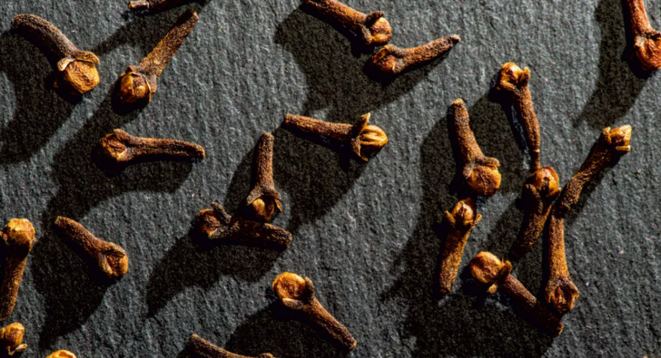 Tüketimine dikkat! Fazla miktarda yemek cinsel hayatınızı bitirir, mideyi yakar G2