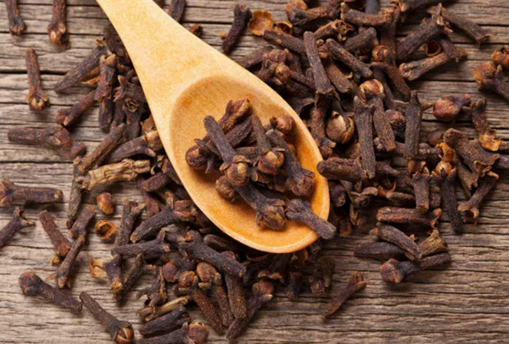 Tüketimine dikkat! Fazla miktarda yemek cinsel hayatınızı bitirir, mideyi yakar G5