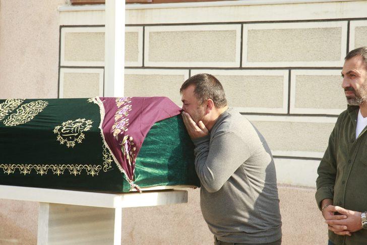 Öğretmenine yakalandı kendisini dördüncü kattan boşluğa bıraktı! 15 yaşındaki Sudenur'un ölümü hüzne boğdu G2