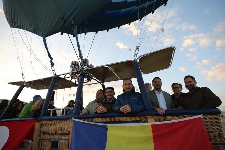Türk ve Rumen milletvekilleri Kapadokya'da sıcak hava balon turuna katıldı G2