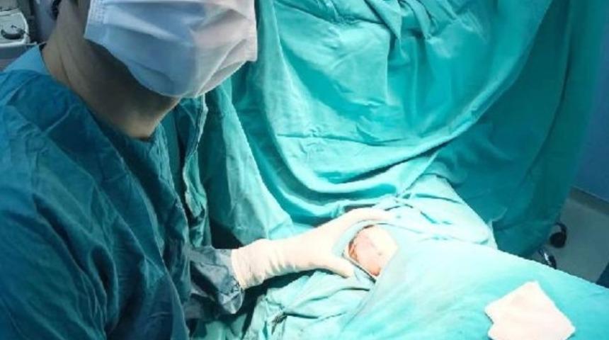 30 g&uuml;nl&uuml;k bebeğe beyin ameliyatı
