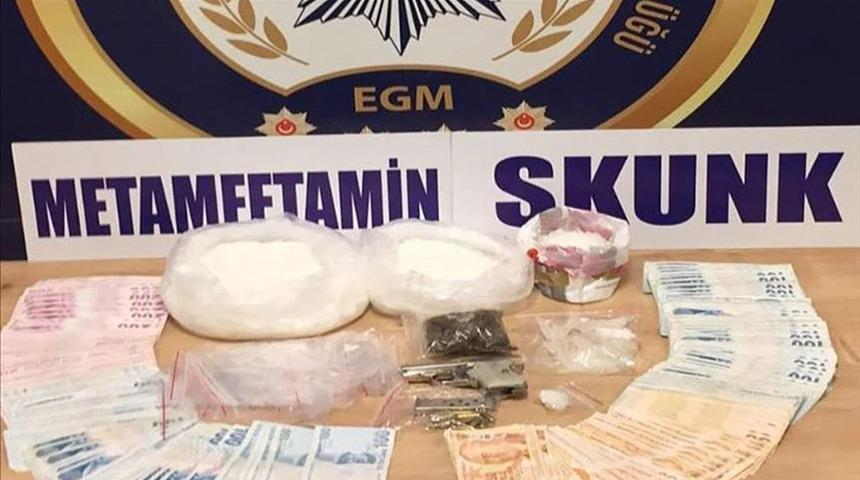 Zombi etkisi oluşturuyor… Metamfetamin nedir, etkileri nelerdir? Uzmanlardan metamfetamin uyarısı