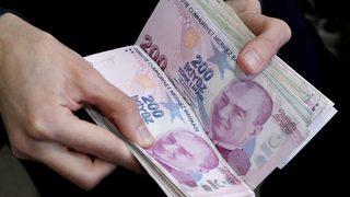 Milyonlarca sürücüyü yakından ilgilendiriyor! Ehliyet yenileme için son günler: O tarihe kadar yapmazsanız cezası yüzde 121 zamlanacak