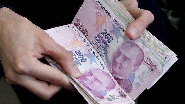 Milyonlarca sürücüyü yakından ilgilendiriyor! Ehliyet yenileme için son günler: O tarihe kadar yapmazsanız cezası yüzde 121 zamlanacak