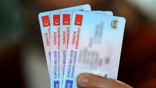 Ehliyet yenileme ücreti ne kadar? Ehliyet yenileme süresi ne zaman bitiyor? İşte gerekli evraklar