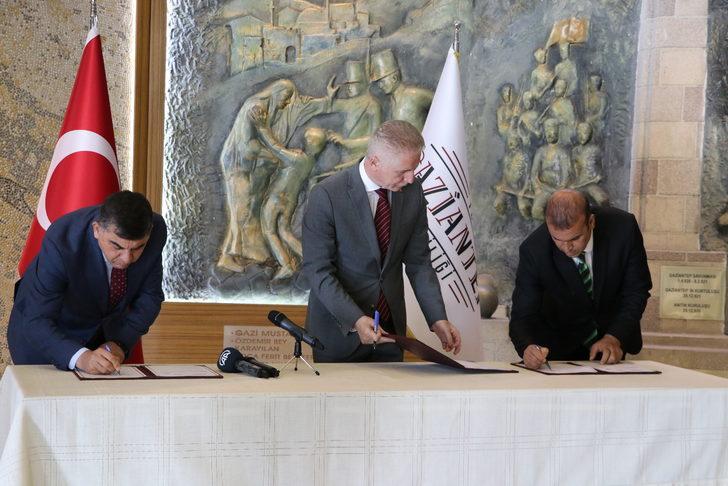 Gaziantep'te öğretmenlerin yaptıracağı ortaokul için protokol imzalandı G2
