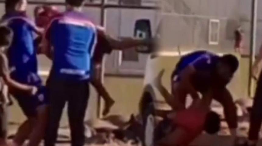 9 yaşındaki çocuğu havaya kaldırıp yere bırakmıştı 'Tamamen sosyal medya baskısıyla tutuklanmıştır'