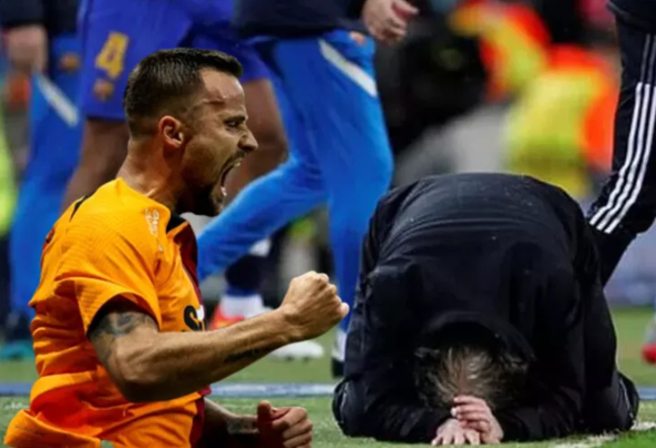 Seferovic, Jesus'a diz çöktürmüştü... Tarih tekerrür etti! Aynı stadyum, aynı dakika "30 yıldır böyle bir şey görmedim" G2