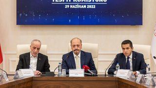 SON DAKİKA | Bakan Bilgin'den herkesi ilgilendiren asgari ücret ve EYT sözleri! 'Şimdi ben de 20 bin TL olacak diyeyim'