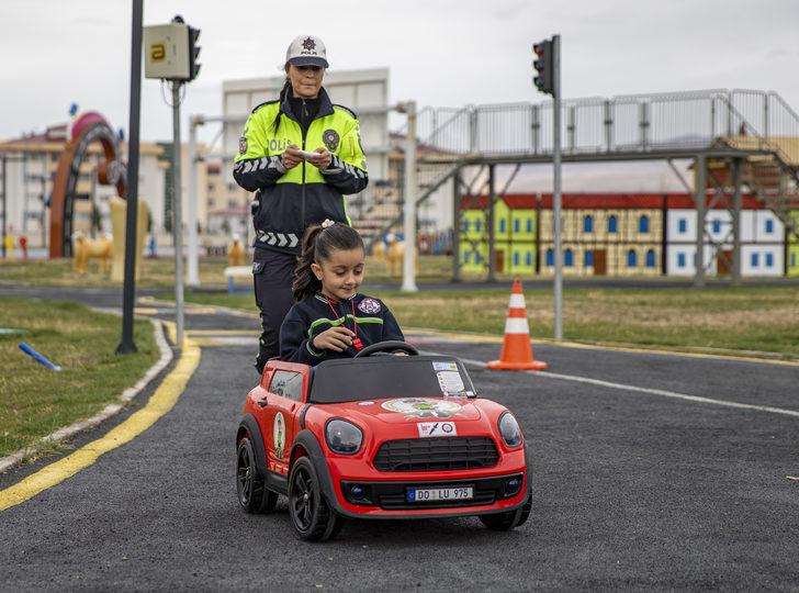 Erzurum'da bu yıl 27 bin öğrenciye trafik eğitimi verilecek G1