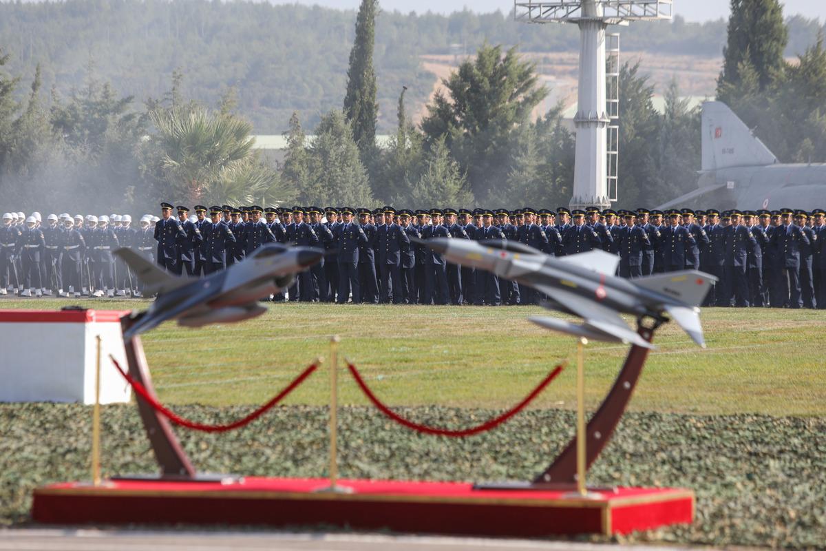 MS&Uuml; Hava Astsubay Meslek Y&uuml;ksekokulunda 608 &ouml;ğrenci yemin etti
