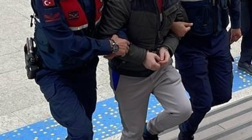 Uyuşturucu taciri uzun süredir saklandığı evde JASAT timlerine yakalandı