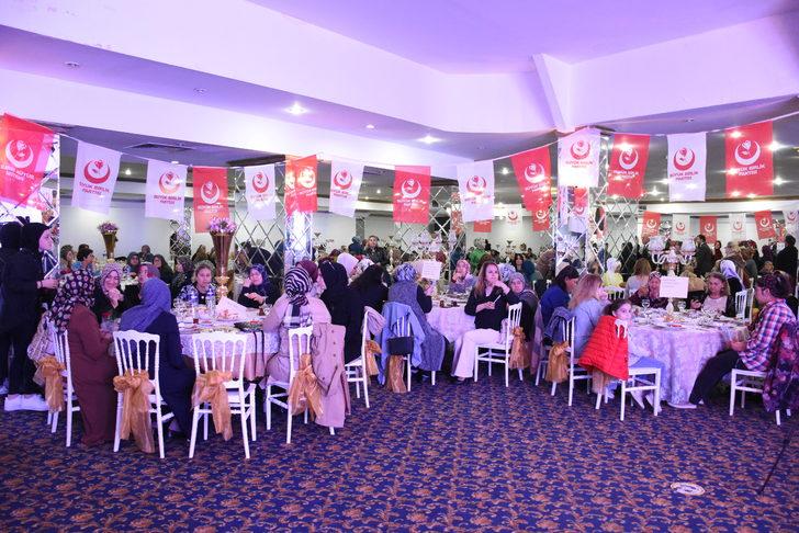 BBP Genel Başkanı Destici, Eskişehir'de "Kadın Buluşması Programı"na katıldı: G4