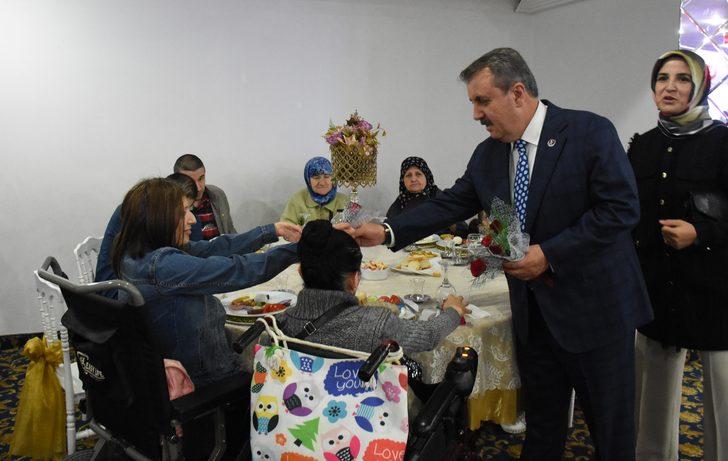 BBP Genel Başkanı Destici, Eskişehir'de "Kadın Buluşması Programı"na katıldı: G5