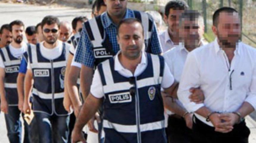 &Ccedil;ete lideri avukat su&ccedil; makinesi gibi