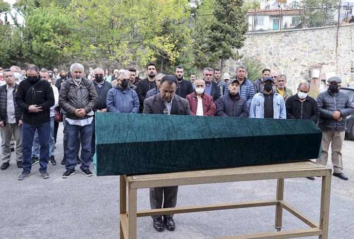 Kadıköy'deki patlamada ölen kişinin cenazesi toprağa verildi G3