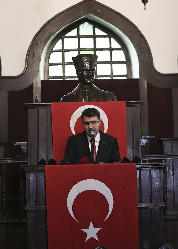 Ankara'nın başkent oluşunun 99'uncu yıl dönümü dolayısıyla Seğmen Alayı düzenlendi G3