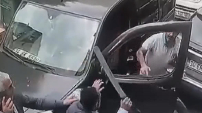 Fatih'te döner bıçaklı saldırıya uğrayan adam: İki parmağım artık çalışmıyor, damarlarım koptu