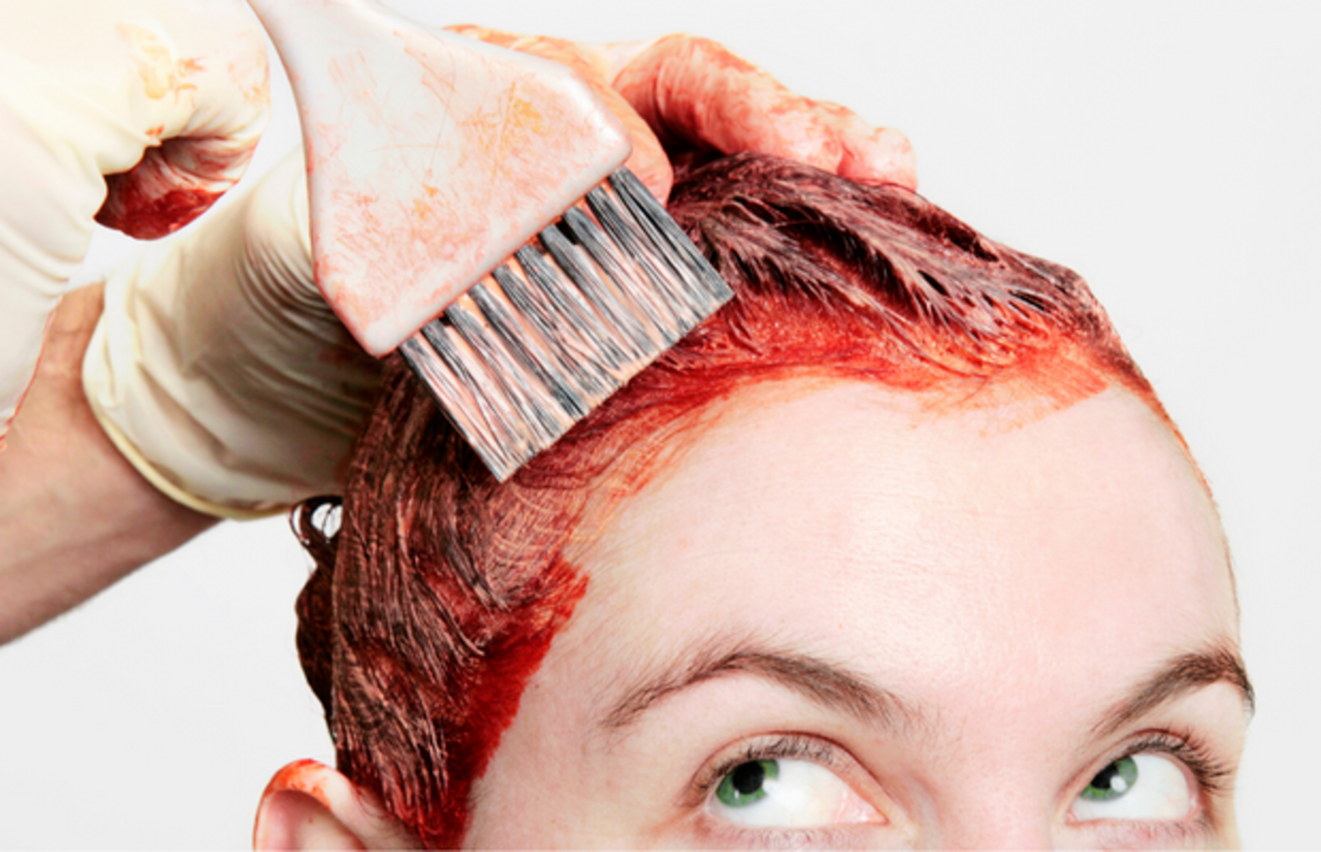 Saçlarına organik ürünlerle bakmak isteyenlere organik saç boyası önerileri