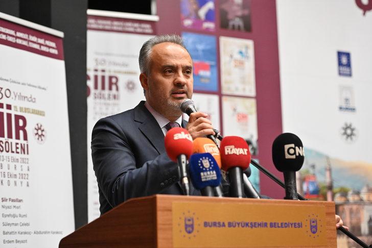 Bursa'da "Türkçenin Uluslararası Şiir Şöleni" düzenlendi G2