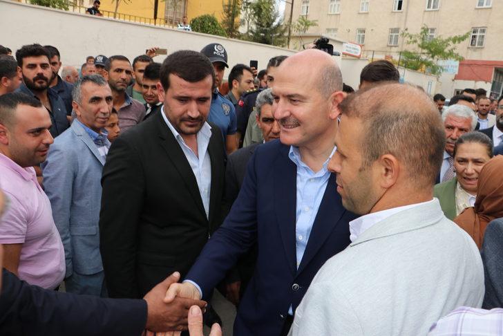 İçişleri Bakanı Süleyman Soylu, Diyarbakır Çermik'te vatandaşlarla buluştu: G1