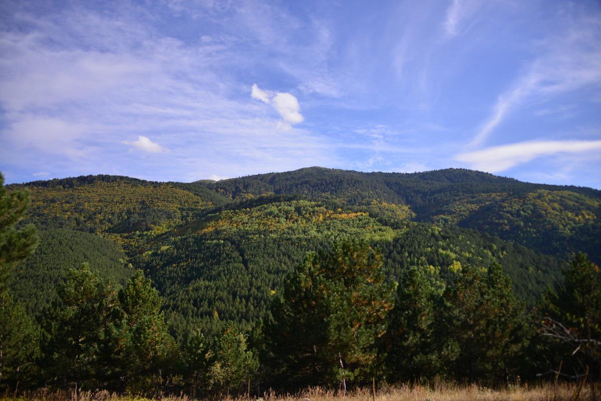 Murat Dağı sonbahar renklerine b&uuml;r&uuml;nd&uuml;