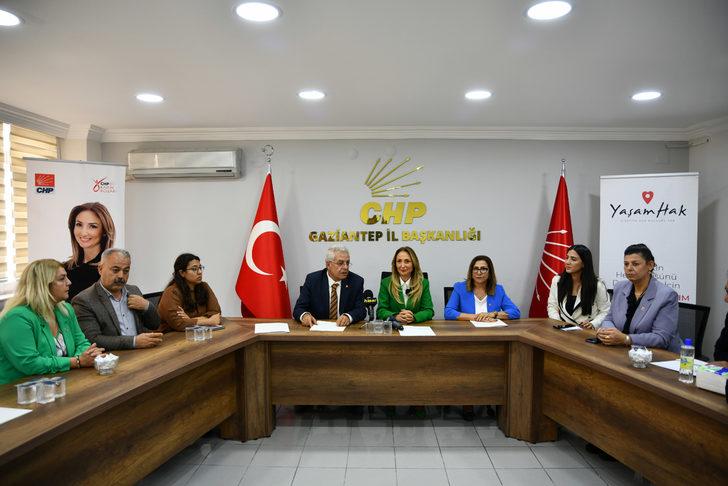 CHP'li Nazlıaka, Gaziantep'te partisinin il başkanlığını ziyaret etti G2