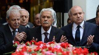 Eski bakan ve meclis başkanı hayatını kaybetti