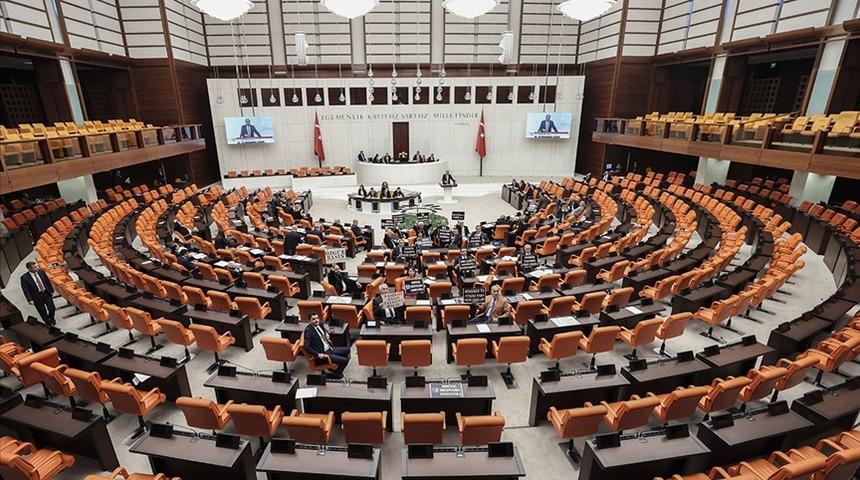 Son dakika: Dezenformasyon yasası teklifinde en çok o madde tartışılmıştı! Kritik 29. madde Meclis'ten geçti... 